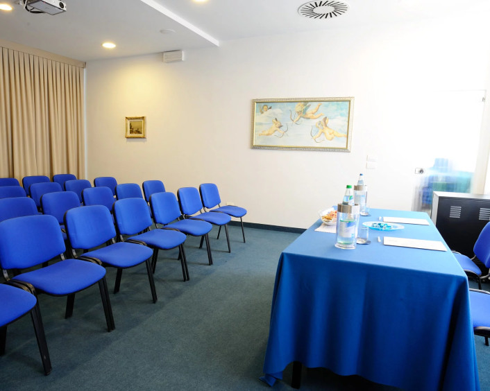 media.Slide-Sala-Ceccarini2Hotel-Cristallo-Riccione
